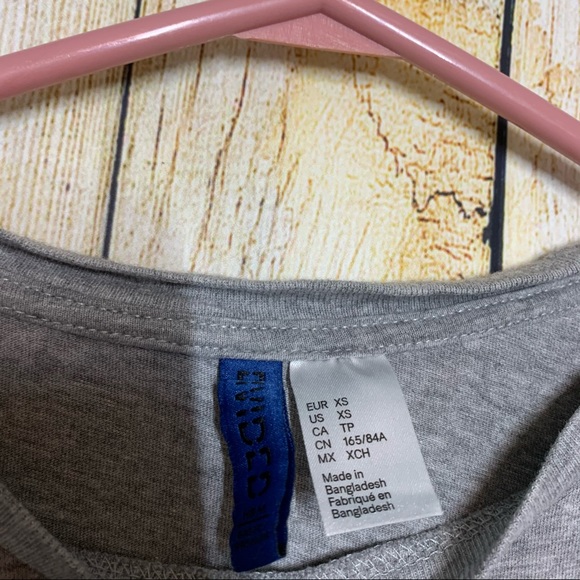Unisex Grey H&M Tee - Picture 3 of 3